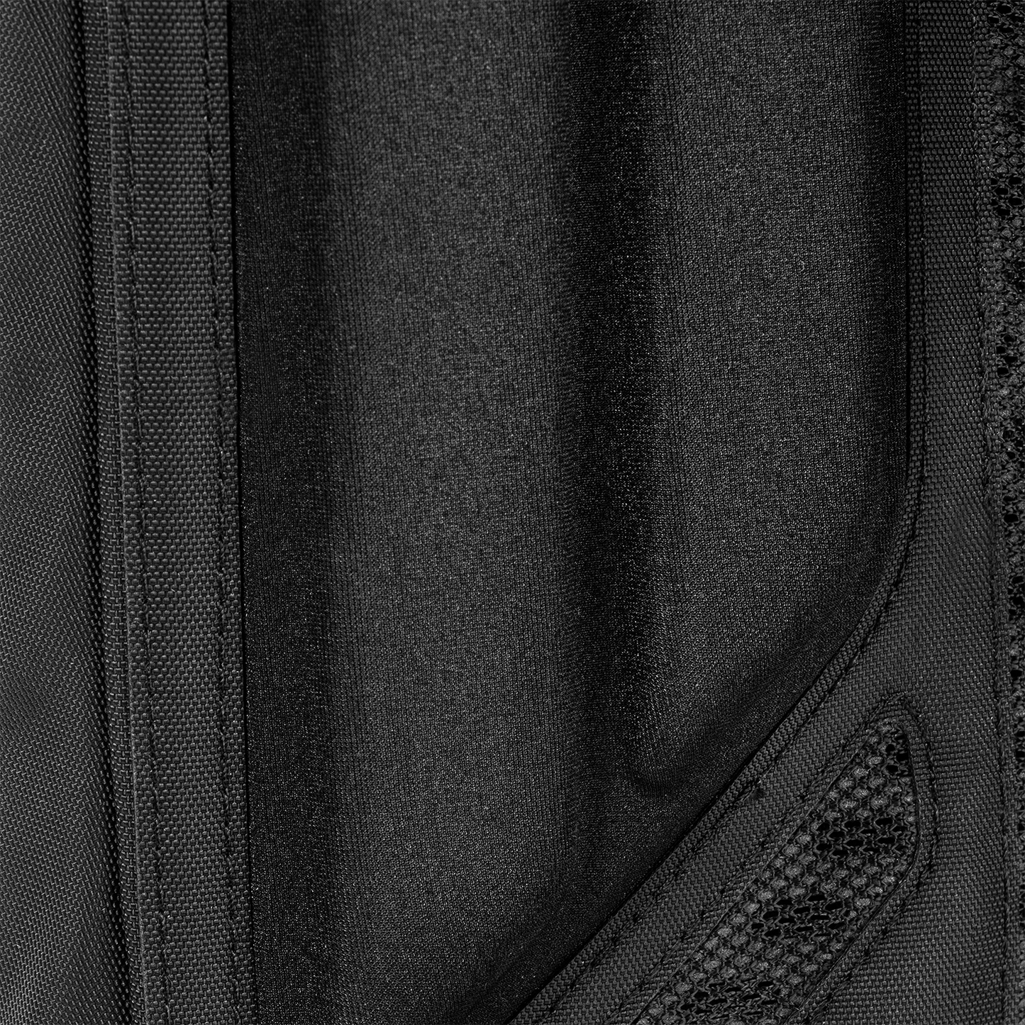 paragon-hydration-pack-y9 Paragon_Black_Texture.png