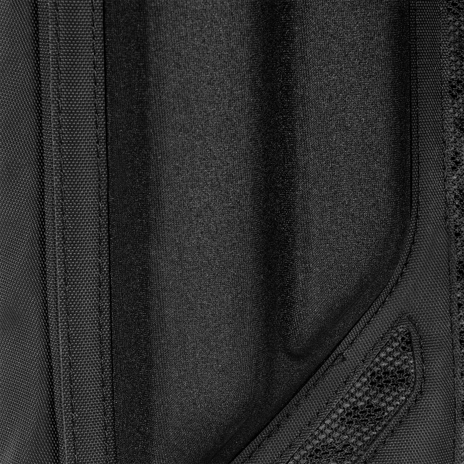 paragon-hydration-pack-y9 Paragon_Black_Texture.png